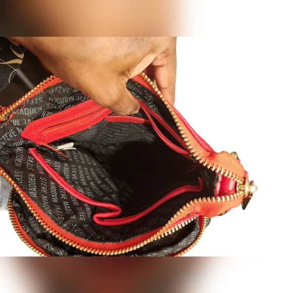 Steve Madden Messenger Bag In Red & Black with Gold Accents - Picture 5 of 13